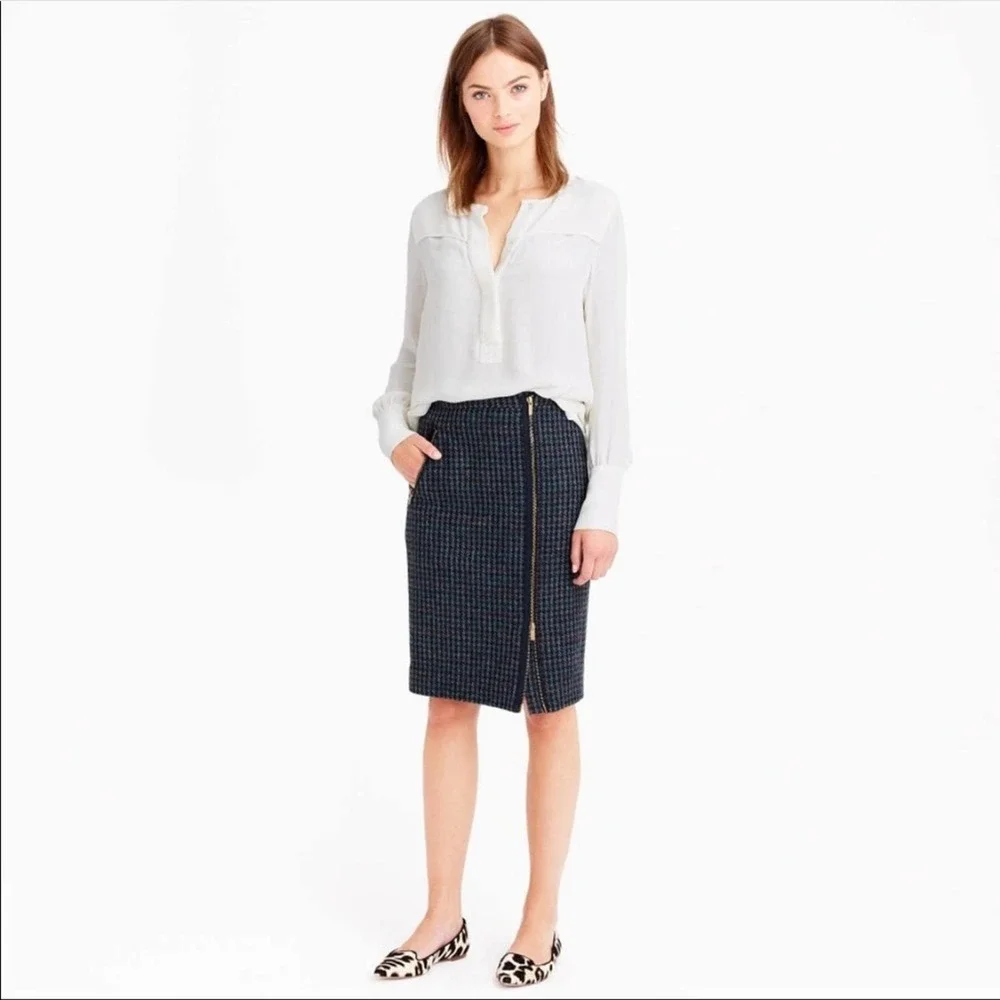 Classic Navy Tweed Pencil Skirt with Zip
